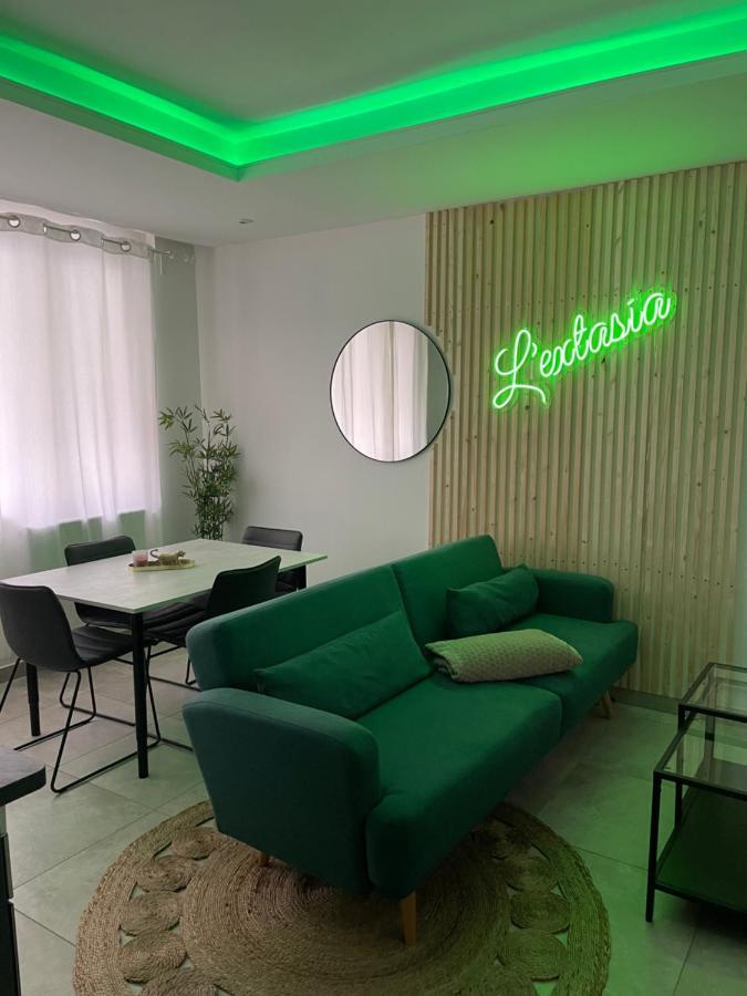 L'Extasia Appartement,Spa Jacuzzi Гренобль Экстерьер фото
